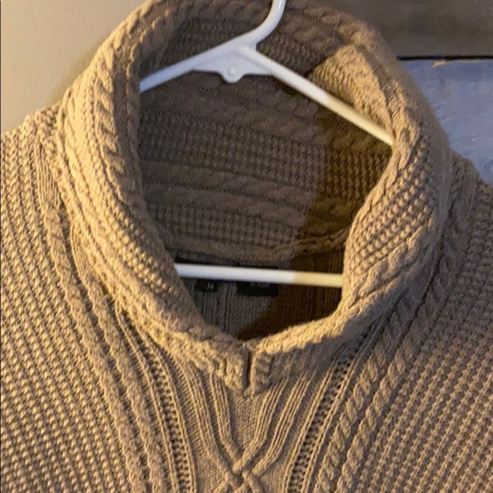 Sweater - Picture 2 of 3